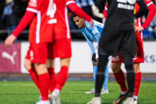 Malmö FFs Taha Ali deppar