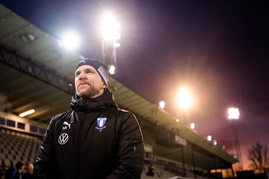Malmö FFs tränare Henrik Rydström deppar
