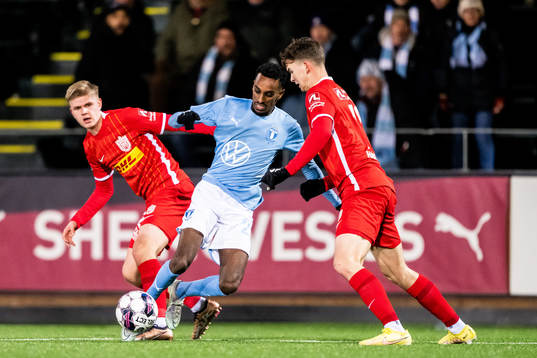 Malmö FFs Taha Ali och Nordsjällands Mads Kristian Hansen