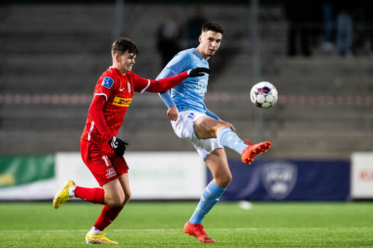 Nordsjällands Mads Kristian Hansen och Malmö FFs Noah Eile