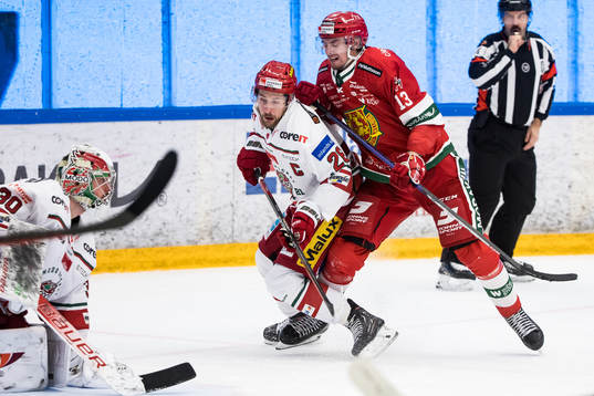 Modos målvakt Kristers Gudlevskis och Modos Emil Wahlberg