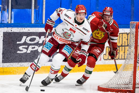 Modos Daniel Brickley och Moras Anton Heikkinen