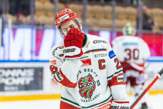 Modos Theo Jacobsson deppar