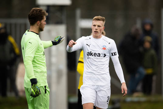 Helsingborgs målvakt Kalle Joelsson och Emil Hellman