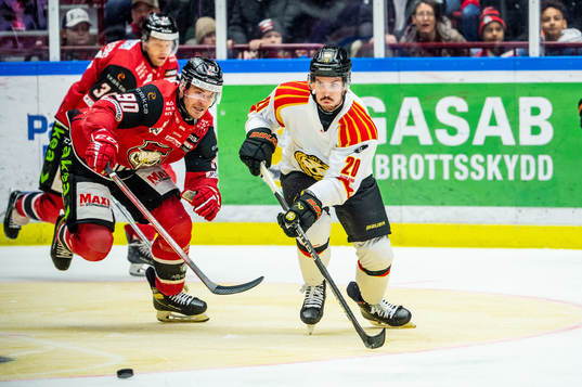 Malmö Redhawks Lance Bouma mot Brynäs Oula Palve