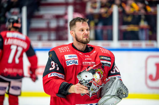 Malmö Redhawks målvakt Brandon Maxwell deppar
