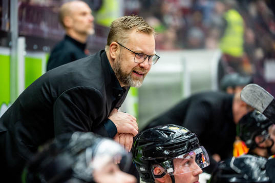 Brynäs tränare Mikko Manner