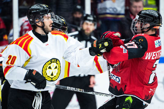 Brynäs Oula Palve mot Malmö Redhawks Ponthus Westerholm