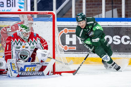 Frölundas målvakt Lars Johansson och Färjestads Joakim