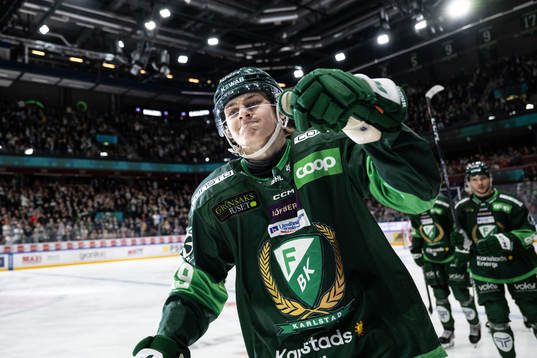 Färjestads Lucas Forsell jublar