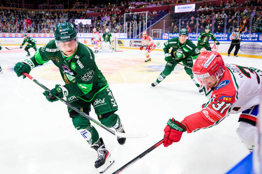 Färjestads Marcus Nilsson och Frölundas Nicklas Lasu