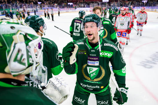 Färjestads Jasse Ikonen jublar