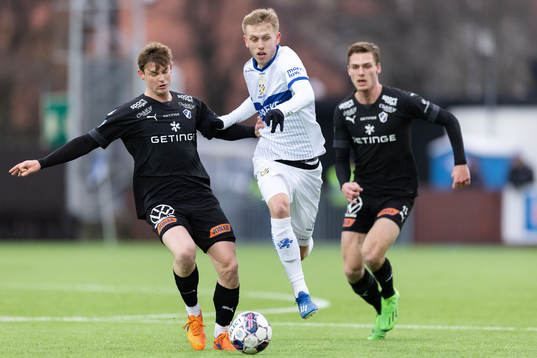 Halmstads Jonathan Svedberg och IFK Göteborgs Elias Hagen