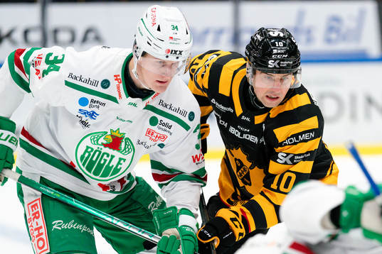 Rögles Adam Edström och Skellefteås Joakim Lindström