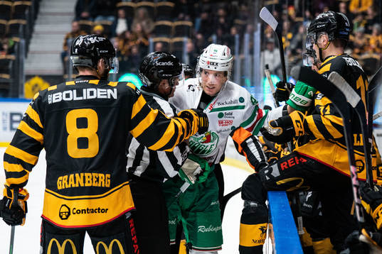 Skellefteås Petter Granberg och Rögles Adam Tambellini
