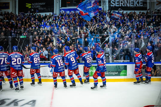 Oskarshamns spelare jublar