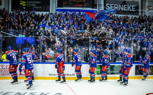 Oskarshamns spelare jublar