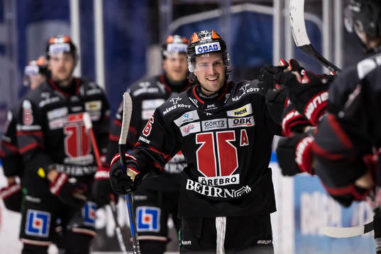 Örebros Mathias Bromé jubel