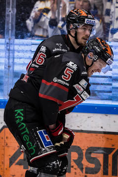Örebros Gustav Backström skadad