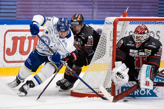 Leksands Jon Knuts och Örebros Linus Öberg och Örebros
