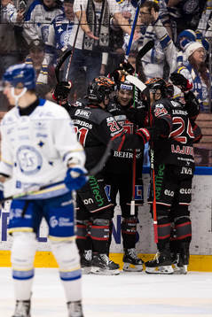 Örebros Mathias Bromé jubel