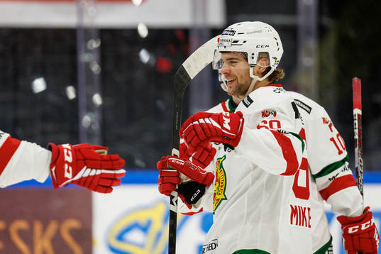 Moras Kalle Miketinac jublar