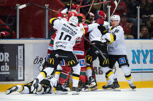 Västerås Lukas Zetterberg skadas