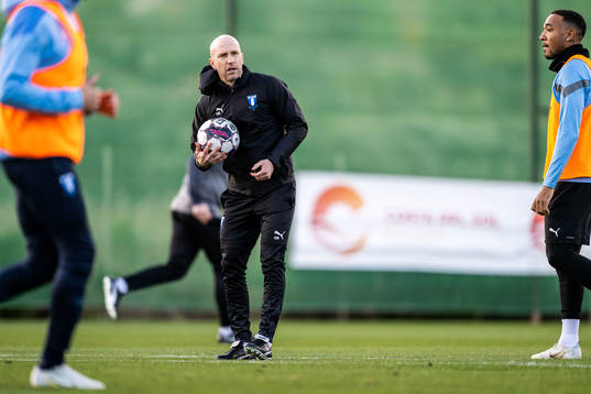 Tränare Henrik Rydström