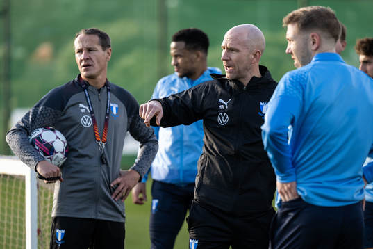 Assisterande tränare Nikola Trajkovic och tränare Henrik