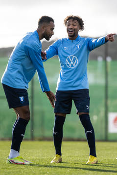 Isaac Kiese Thelin och Joseph Ceesay