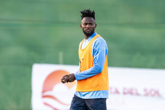 Emmanuel Lomotey har ont
