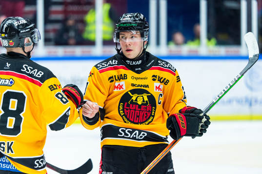 Luleås Erik Gustafsson jublar