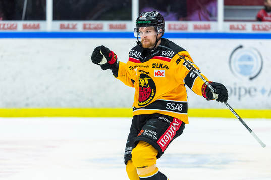 Luleås Brendan Shinnimin jublar