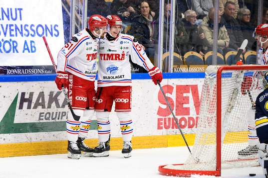 Timrås Olli Palola jublar