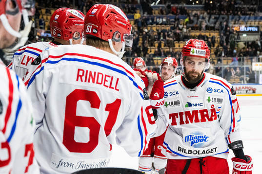 Timrås Robin Hanzl jublar