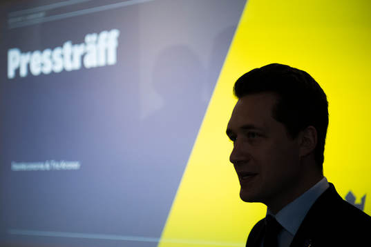 Sam Hallam, Head Coach of Sweden’s national Ice Hockey