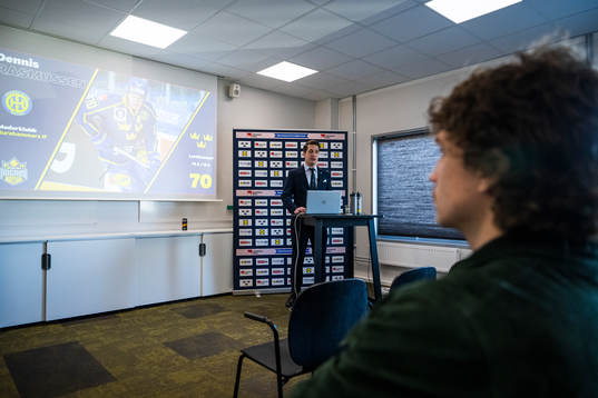 Sam Hallam, Head Coach of Sweden’s national Ice Hockey