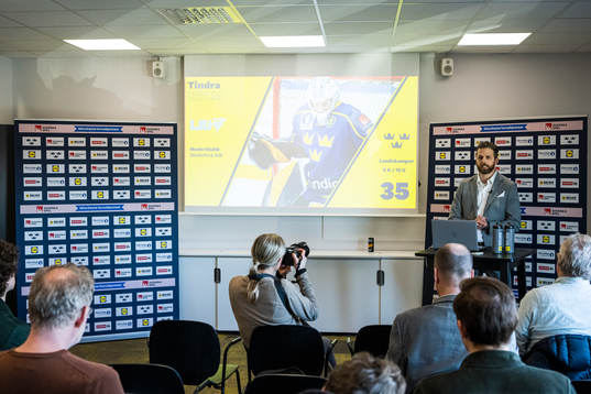 Ulf Lundberg, Head Coach of Sweden’s women national Ice