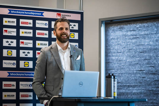Ulf Lundberg, Head Coach of Sweden’s women national Ice