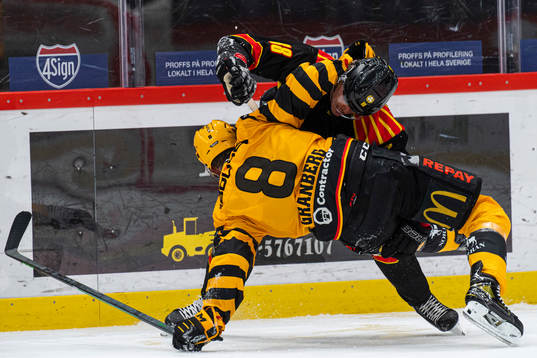 Skellefteås Petter Granberg och Brynäs Dmytro Timashov