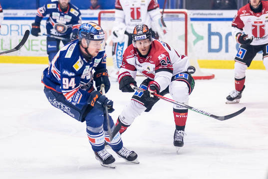 Växjös Joel Persson och Örebros Jani Lajunen