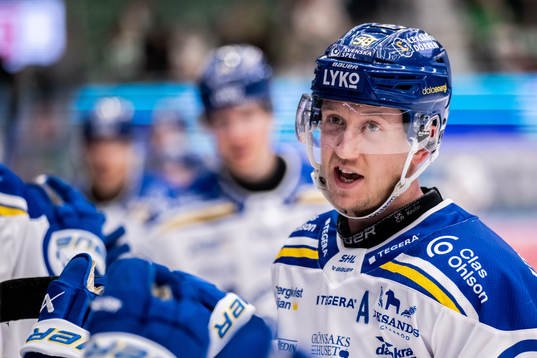 Leksands Olle Alsing jublar