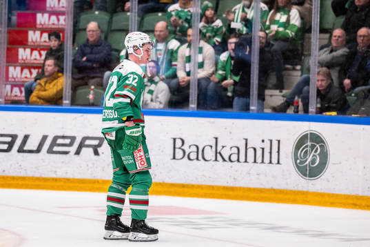 Rögles Oskar Pettersson får matchstraff