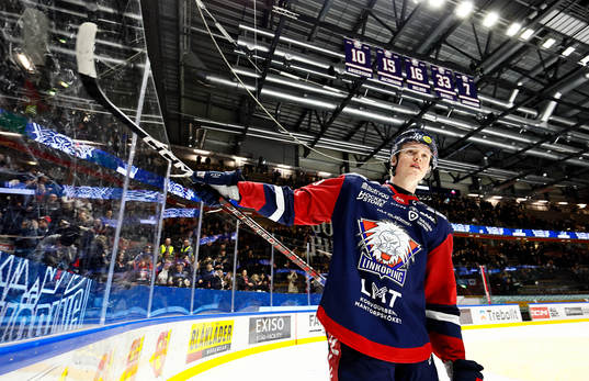 Linköpings Filip Bystedt jublar