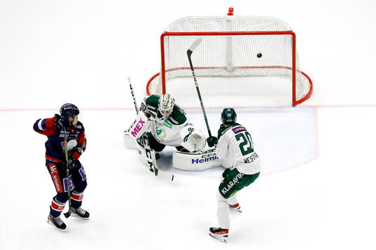 Mål 3-1 av Linköpings Linus Hultström förbi Färjestads