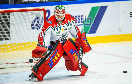 Frölundas målvakt Frederik Dichow