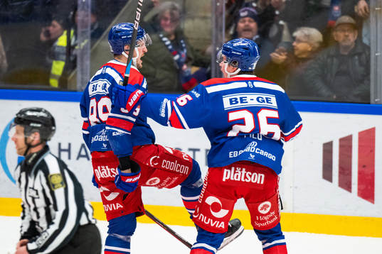 Oskarshamns Patrik Karlkvist jublar