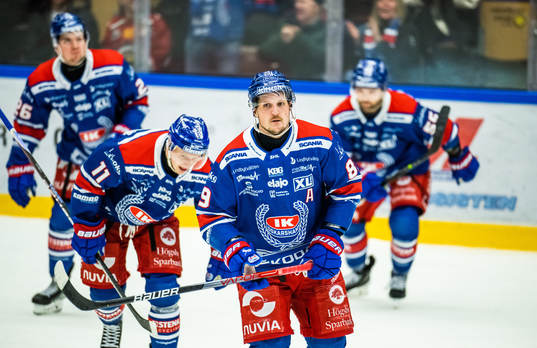 Oskarshamns Patrik Karlkvist jublar
