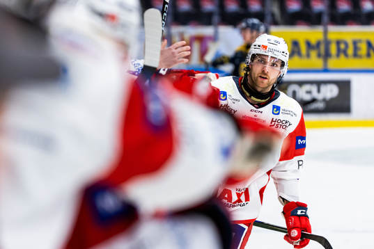 Västerviks Macoy Erkamps jublar