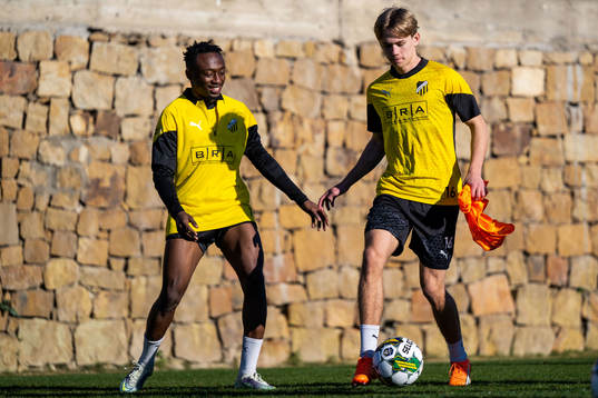 Benie Adama Traore och Pontus Dahbo